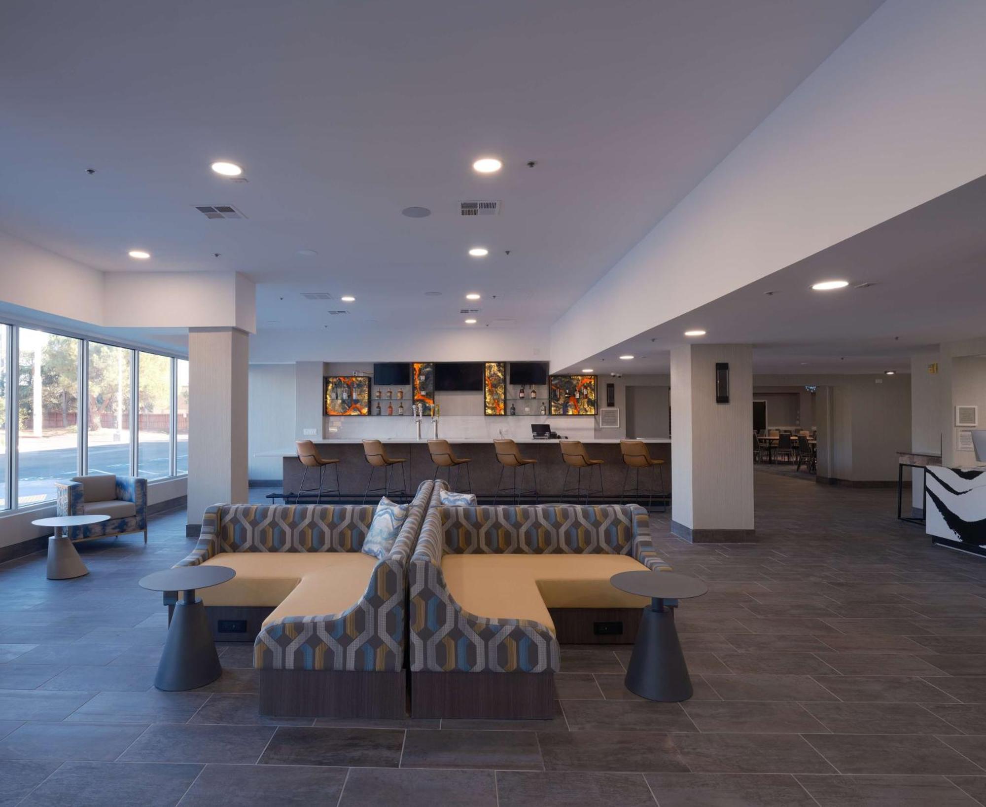 Hotel Doubletree By Hilton Livermore, Ca