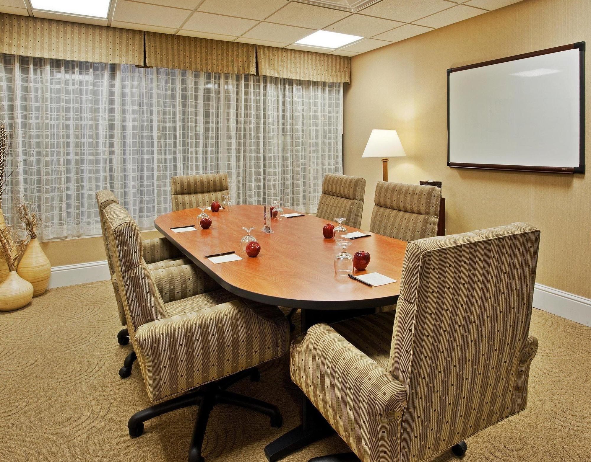 Doubletree By Hilton Livermore, Ca